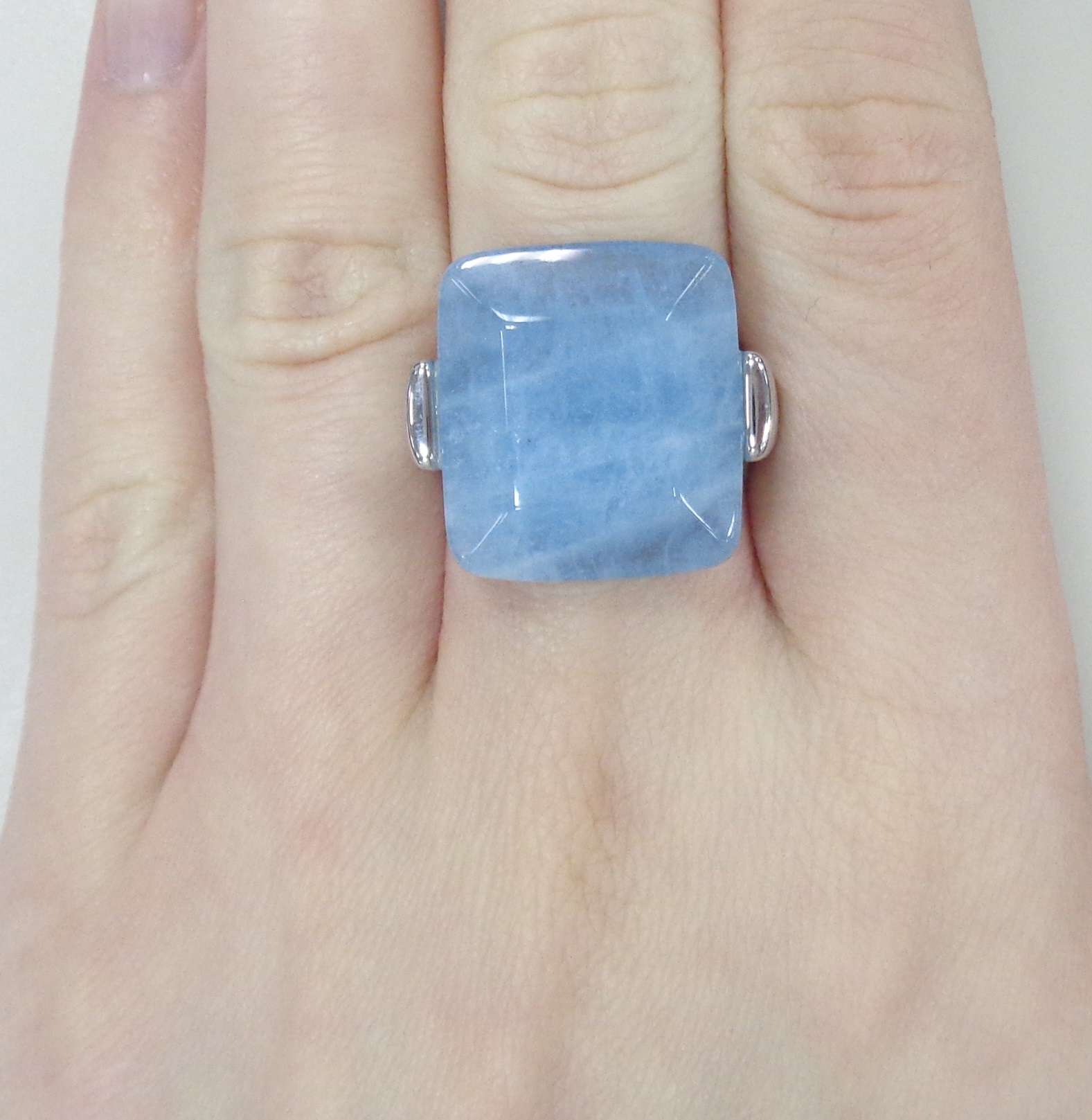 Серебряное кольцо с аквамарином